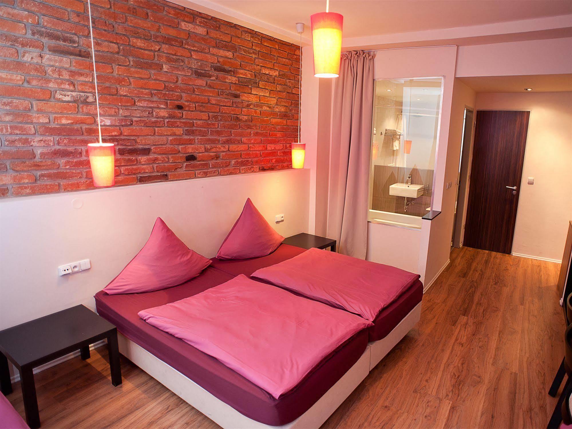 Hotel PurPur Prag Exterior foto
