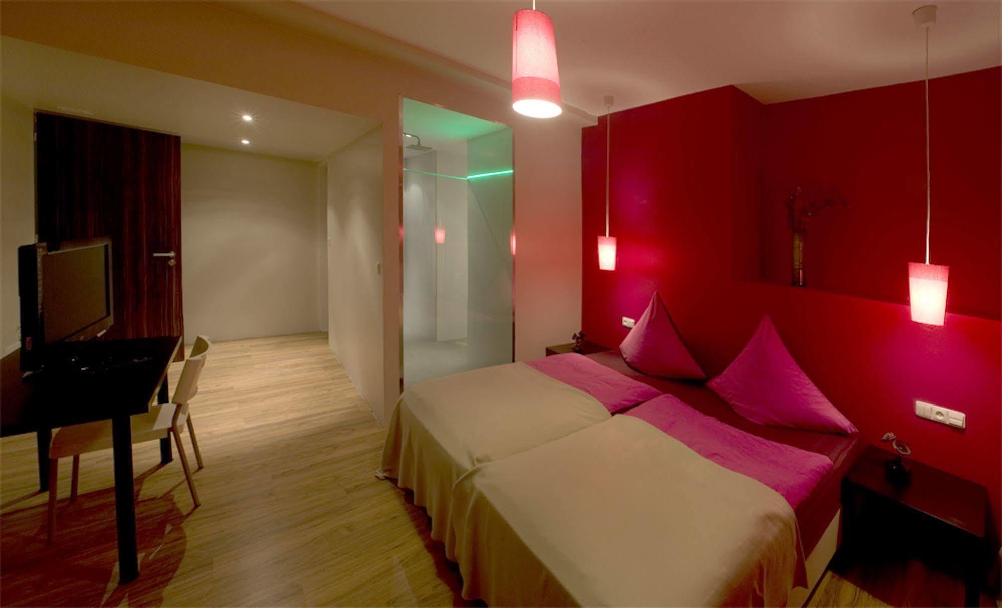 Hotel PurPur Prag Zimmer foto
